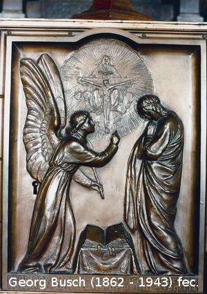 Verkündigung des Herrn / Tabernakel, Altarkreuz