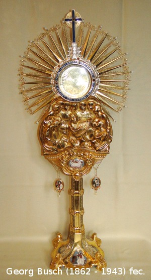 Musizierende Knaben / Monstranz